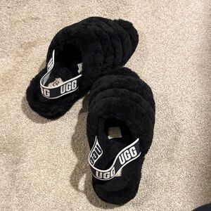 UGG Black Fluff Yeah! Slippers